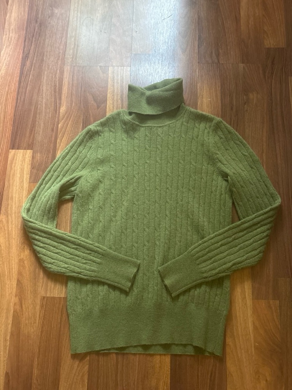 Green Cable Cashmere Turtleneck Sweater